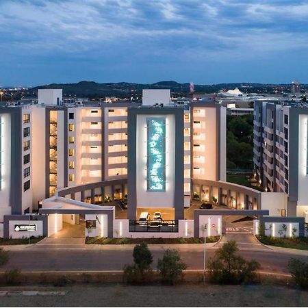 Regency Hotel Apartment @ 4Th Pretoria Bagian luar foto