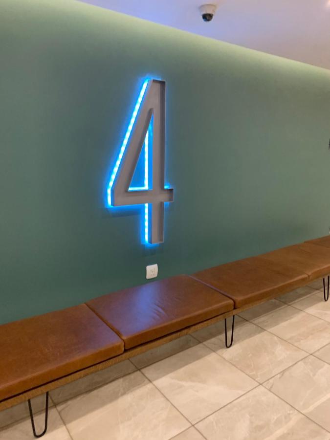 Regency Hotel Apartment @ 4Th Pretoria Bagian luar foto