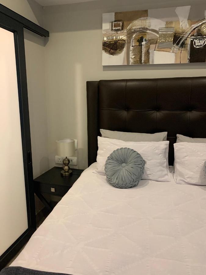 Regency Hotel Apartment @ 4Th Pretoria Bagian luar foto